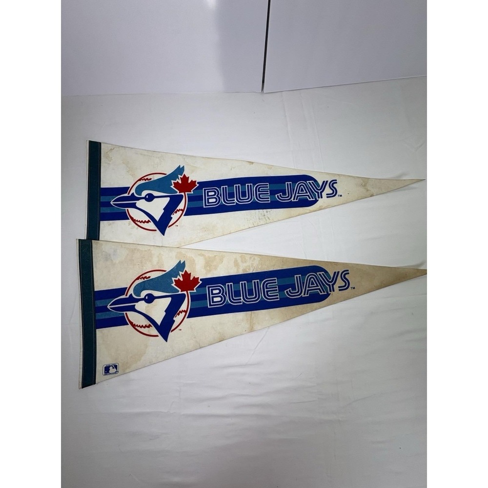 Lot Vintage Toronto Blue Jays MLB Felt Pennant Baseball Memorabilia–Collectible